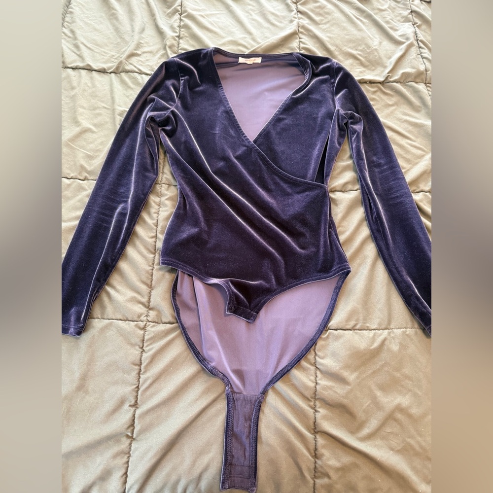 Madewell Velvet Bodysuit in Dark Blue